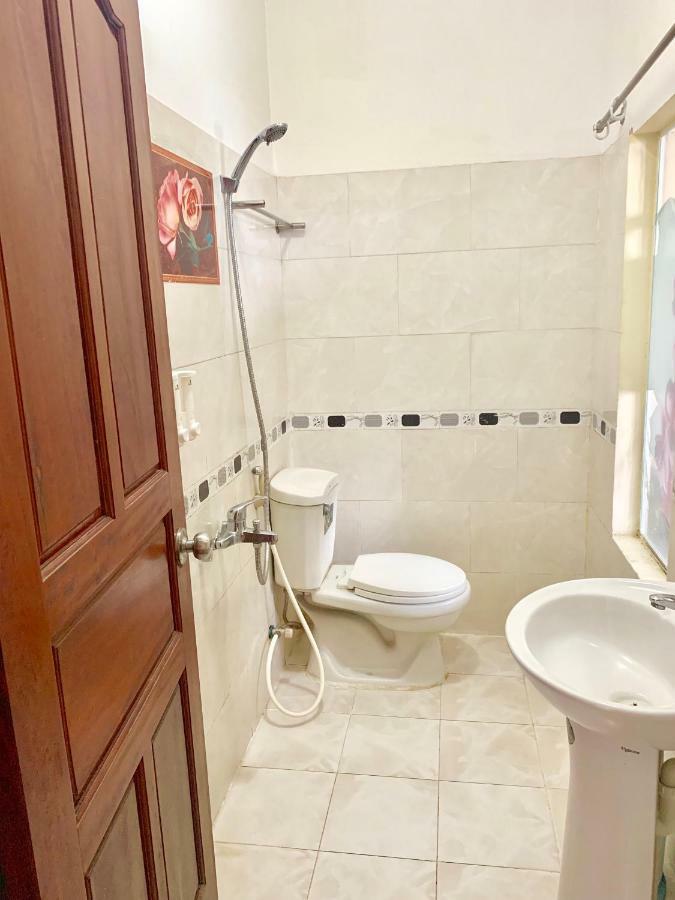 Khach San Phuong Ly Hotel